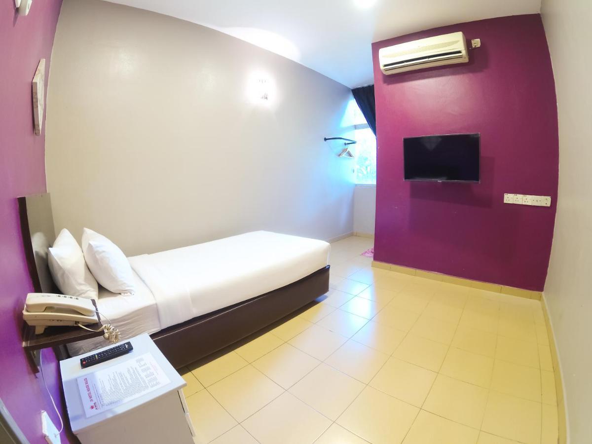 Jv Hotel @ Bandar Tasek Mutiara Simpang Ampat  Kültér fotó