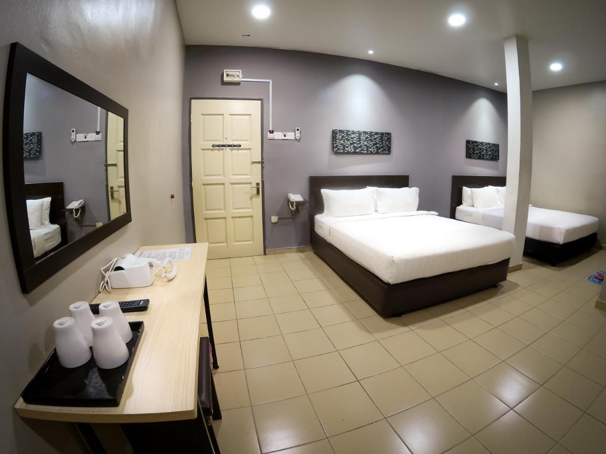 Jv Hotel @ Bandar Tasek Mutiara Simpang Ampat  Kültér fotó