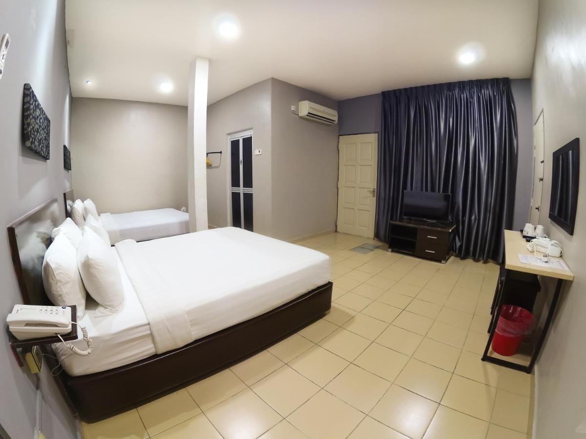 Jv Hotel @ Bandar Tasek Mutiara Simpang Ampat  Kültér fotó